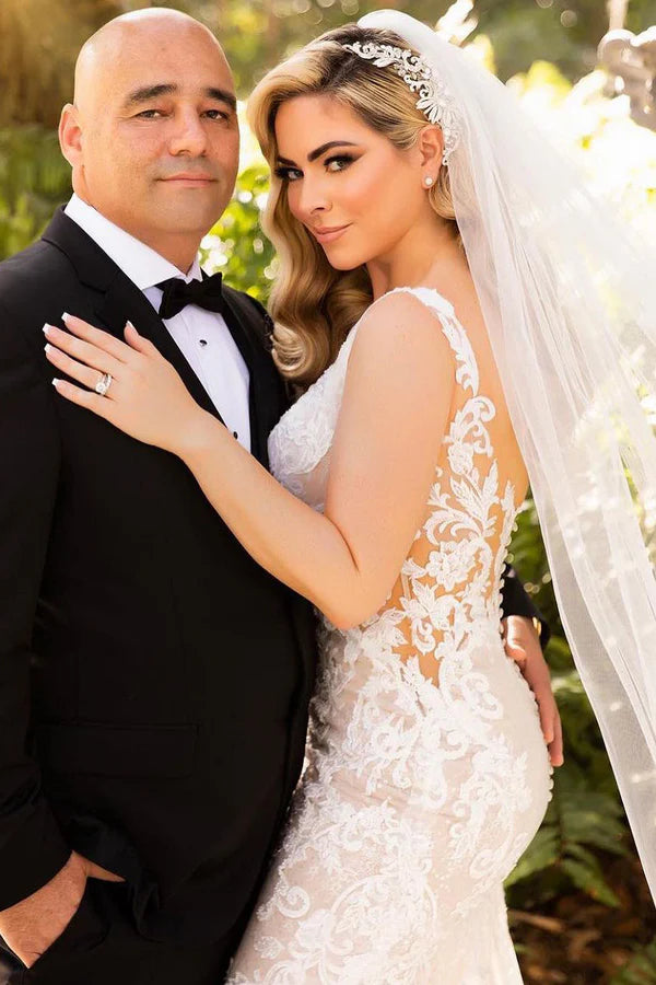 Buyishang Mermaid V Neck Tulle Wedding Dresses with Train