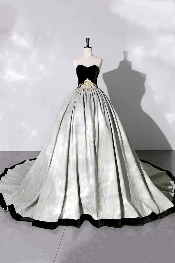 A-Line Sweetheart Neckline Long Formal Gown Beautiful Strapless Evening Party Dress