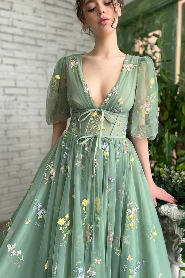 Green V-Neck Lace Long Prom Dress A-Line Evening Graduation Dress