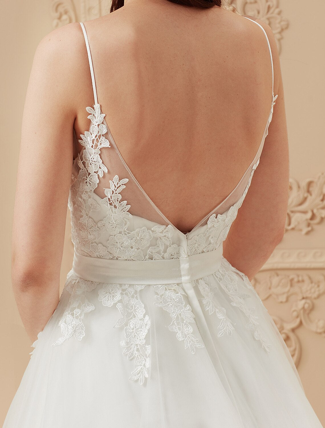 Ball Gown Wedding Dresses V Neck Sweep / Brush Train Satin Tulle Over Lace Spaghetti Strap