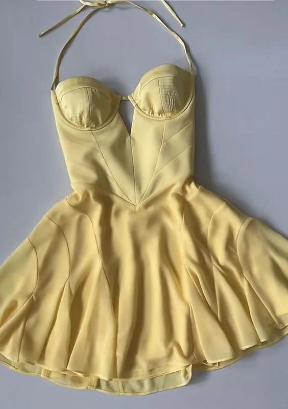 Buyishang 16th Birthday A Line Halter Yellow Homecoming Dresses Short Mini Birthday Dress
