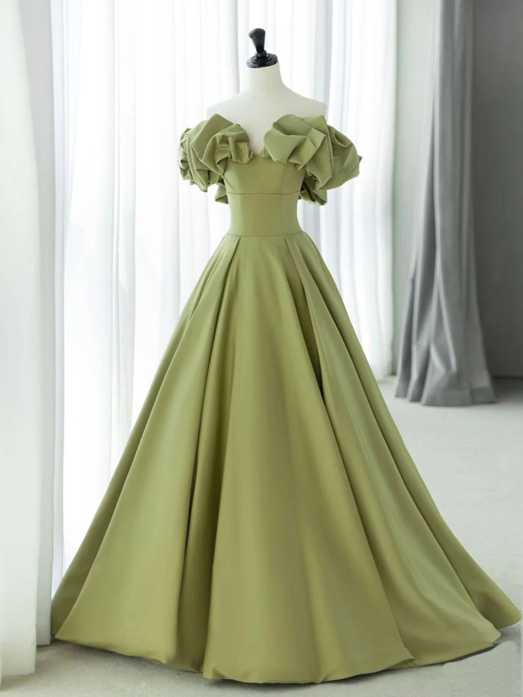 Buyishang Green A-Line Satin Long Prom Dresses Green Formal Evening Dress Bridesmaid dress shop