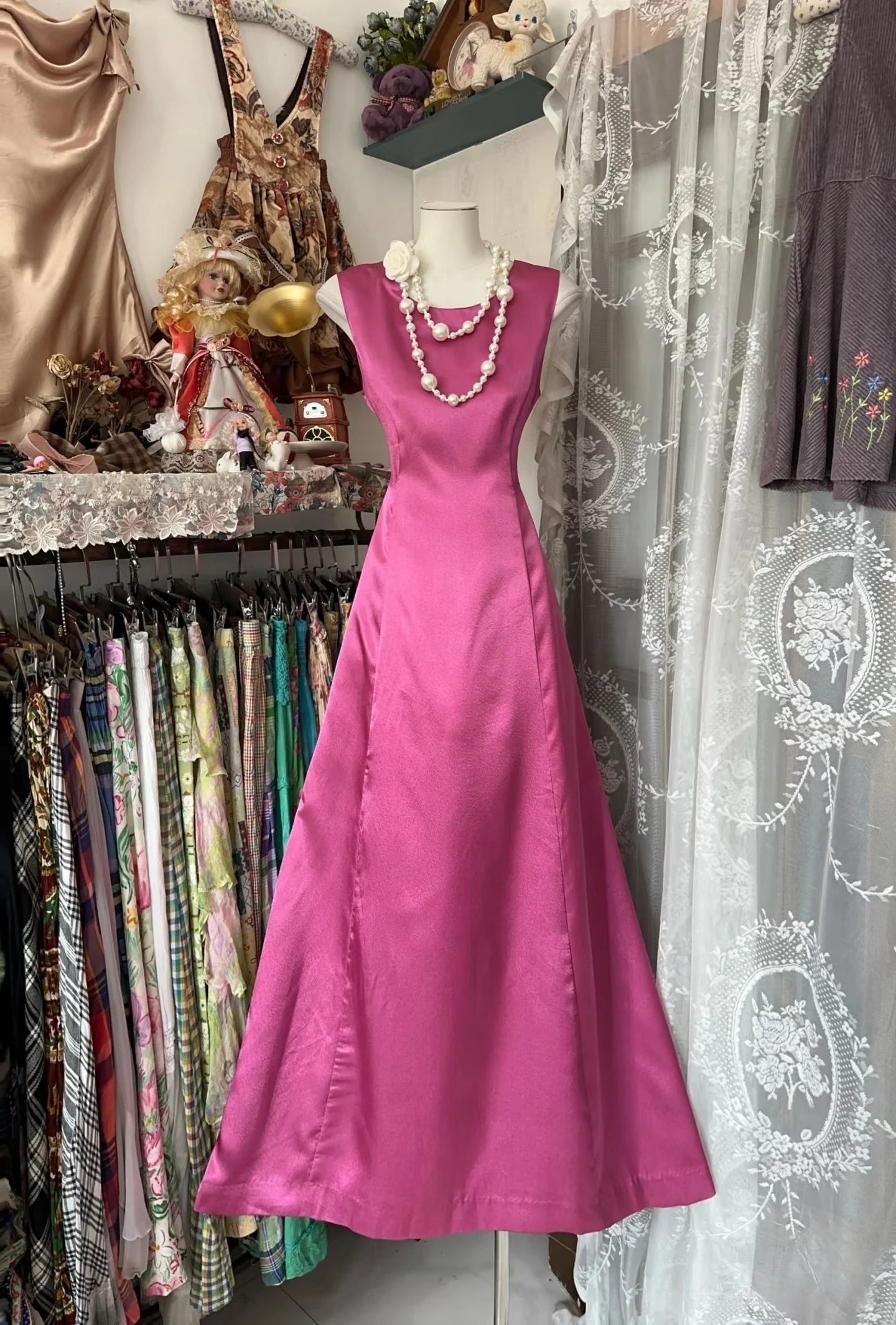 Buyishang Vintage Fashion A line Floor Length Pink Satin Evening Dress Prom Dresses