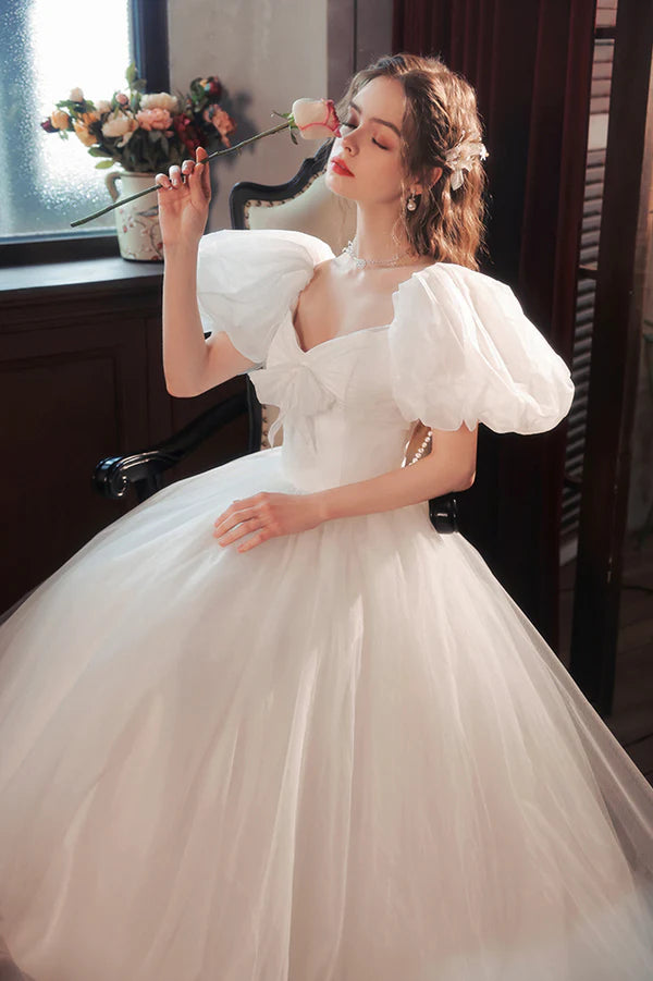 White Tulle Long Prom Dress Lovely A-Line Puff Sleeve Evening Dress