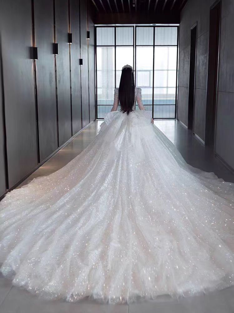 Strap Waist Pearl Sweetheart Collar Tulle Wedding Dress with Lace