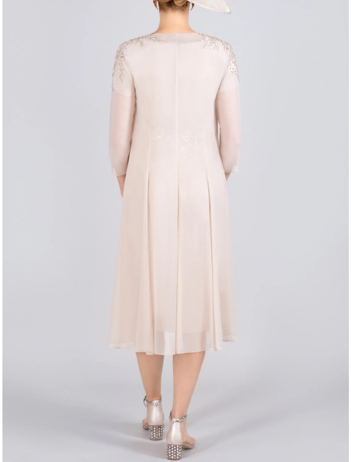 Two Piece Mother of the Bride Dress Wedding Guest Elegant Petite V Neck Knee Length Chiffon 3/4 Length Sleeve with Beading Appliques Ruching