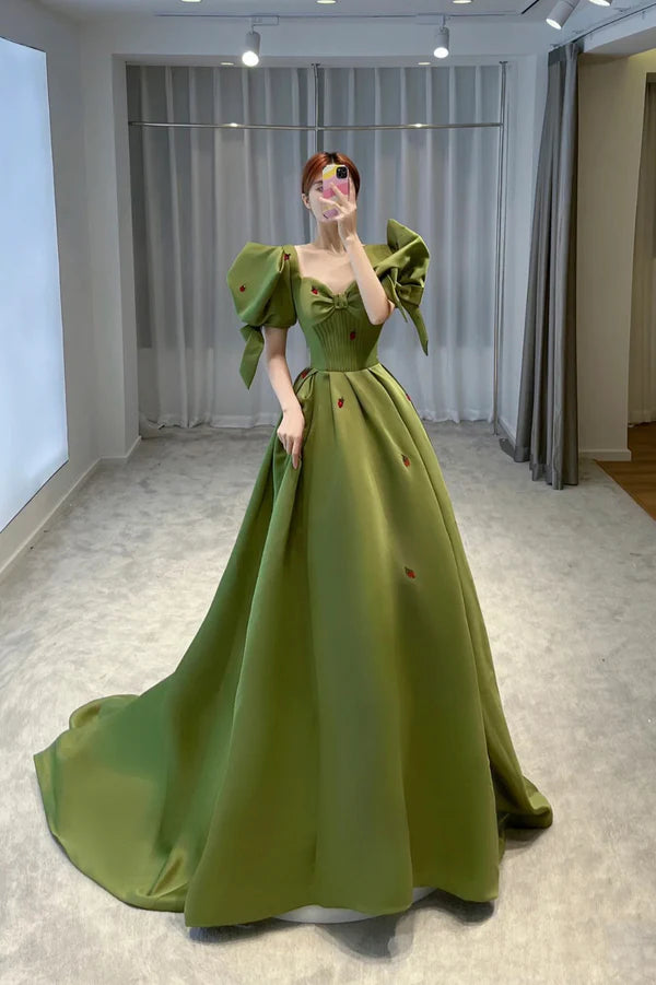 Green Satin Long Prom Dress with Strawberry Decal Lovely Puff Sleeve Evening Dress
