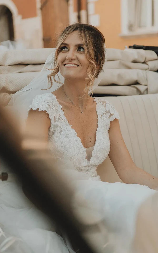 Buyishang Sheath V-neck Chiffon Modern Wedding Dress With Short Sleeve And Sweep Train