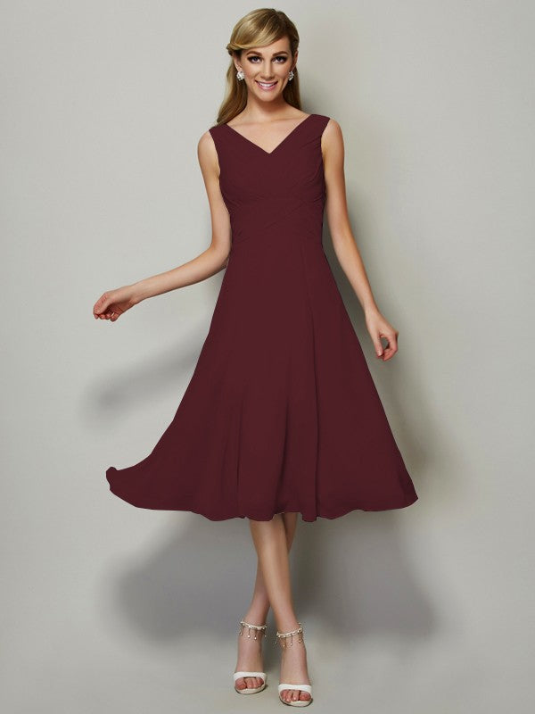 A-Line/Princess V-neck Sleeveless Pleats Short Chiffon Bridesmaid Dresses