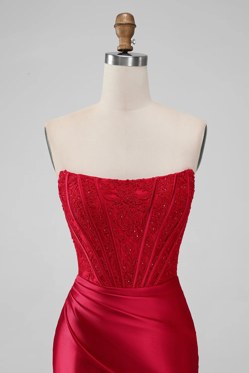 Sparky Red Strapless Bodycon Short Homecoing Dress with Lace