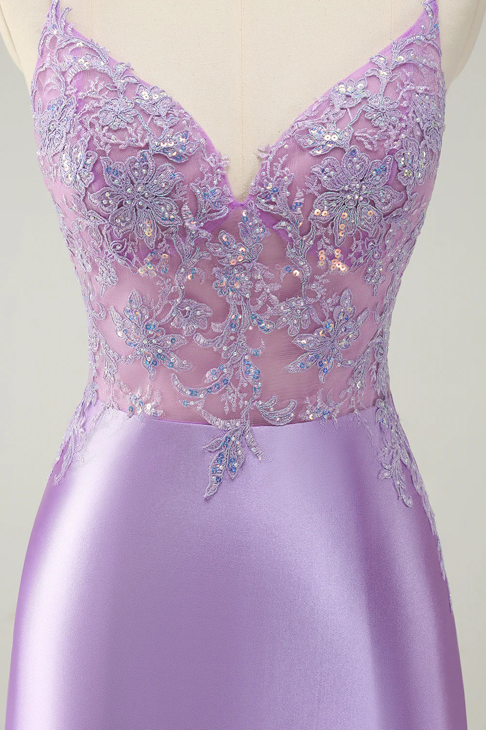 Sparkly Bodycon Lilac Spaghetti Straps Homecoming Dress with Sequins