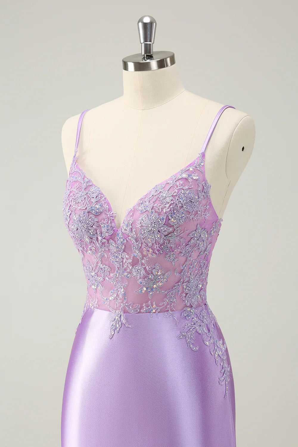 Sparkly Bodycon Lilac Spaghetti Straps Homecoming Dress with Sequins