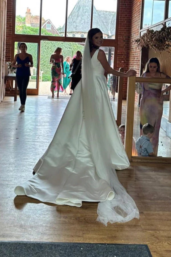 Buyishang Elegant Square Neck White Satin Wedding Dresses