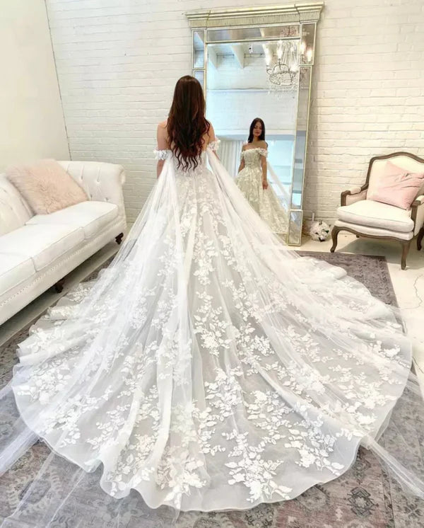 Buyishang Gorgeous Ball Gown Sweetheart Lace Tulle Wedding Dresses