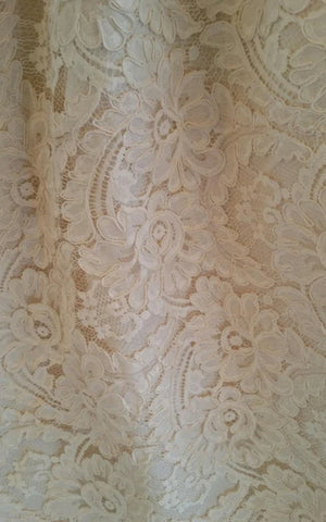 Buyishang Elegant Sleeveless Pleated Lace Halter A-Line Wedding Dress