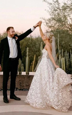 Buyishang Bohemian A-Line Sweetheart Garden Lace Wedding Dress With Open Back And Appliques