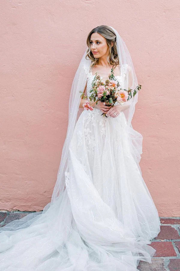 Buyishang Vintage A-Line V Neck Tulle Appliques Wedding Dresses