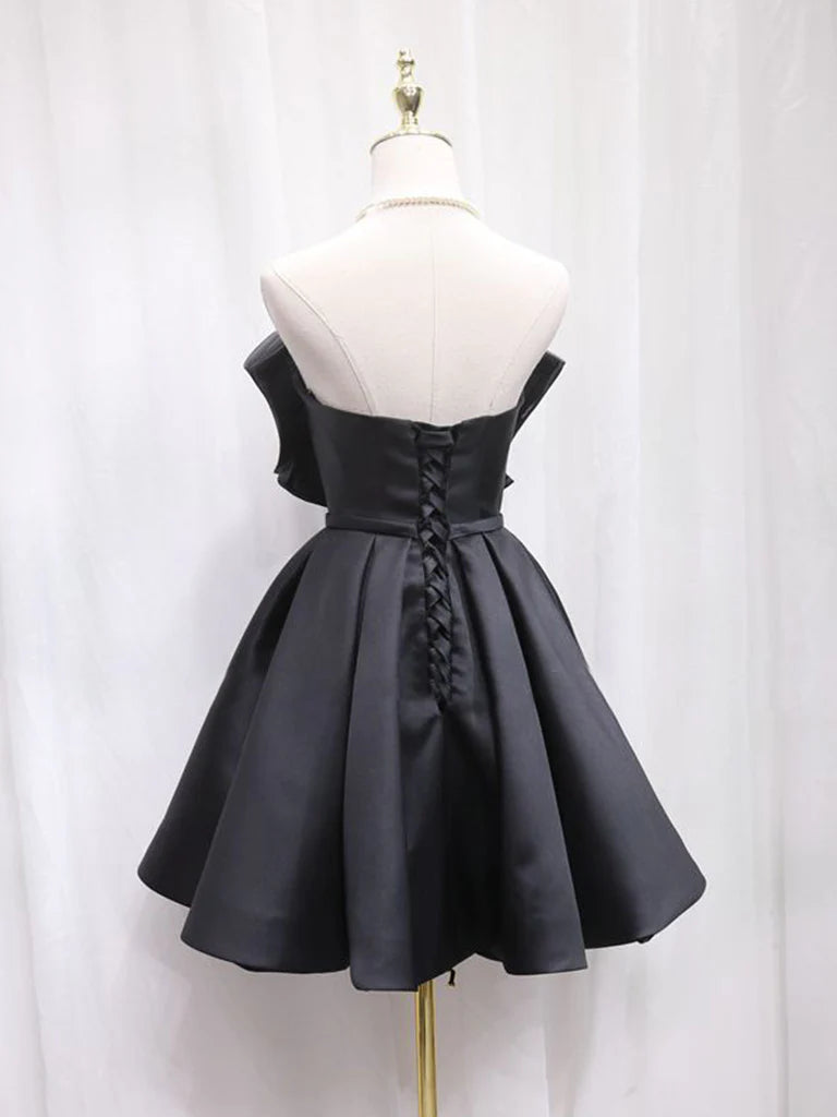 Buyishang Black Sweetheart Neck Satin Short Prom Dress Black Homecoming Dress