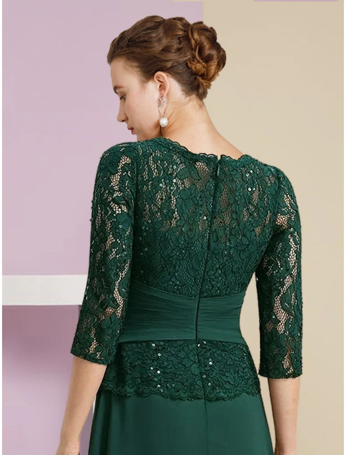 A-Line Mother of the Bride Dress Wedding Guest Elegant Scoop Neck Floor