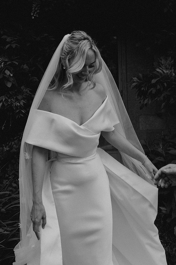 Buyishang Mermaid Off the Shoulder White Satin Wedding Dresses