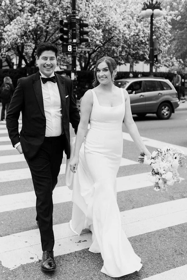 Buyishang Mermaid Square Neck White Satin Wedding Dresses