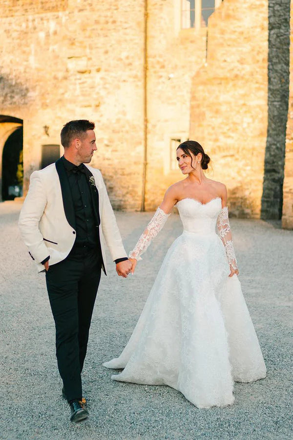 Buyishang Vintage A-Line Sweetheart White Lace Wedding Dresses with Slit