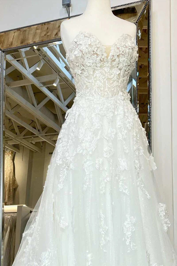 Buyishang A-Line White Floral Applique Sweetheart Long Wedding Dress with Sweep Train