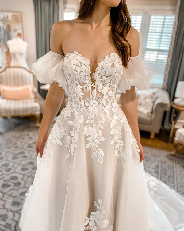 Buyishang Cute A Line Sweetheart Tulle Wedding Dresses with Lace