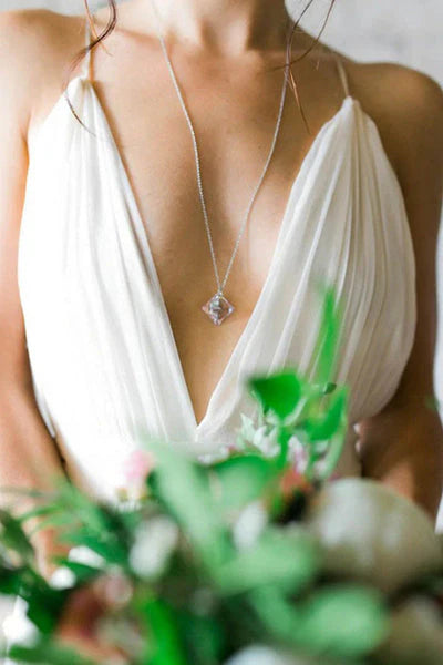 Buyishang A-Line V Neck Straps Spaghetti Sheath Chiffon Wedding Dress