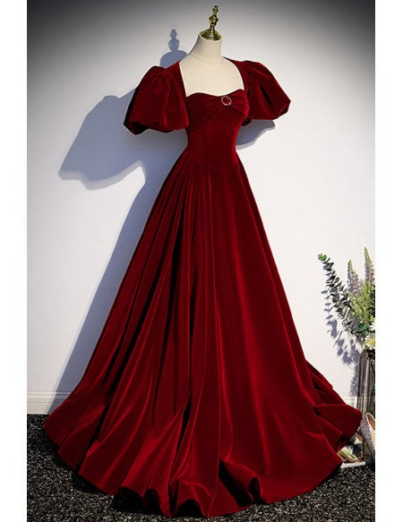 Elegant Long Velvet Evening Dress with Bubble Sleeves