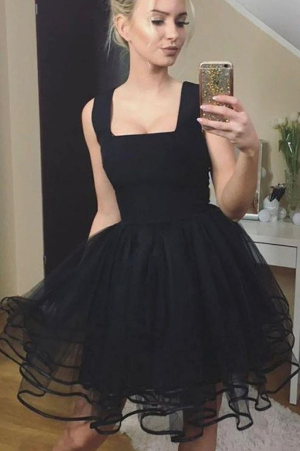 Black A-line Square Neck Homecoming Dress With Ruffle