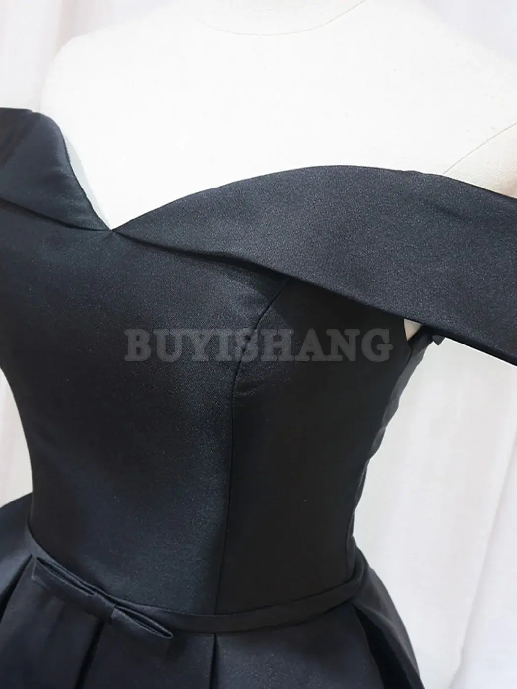 Buyishang Black Off Shoulder Satin Short Prom Dress Black Homecoming Dress prom dresses shops