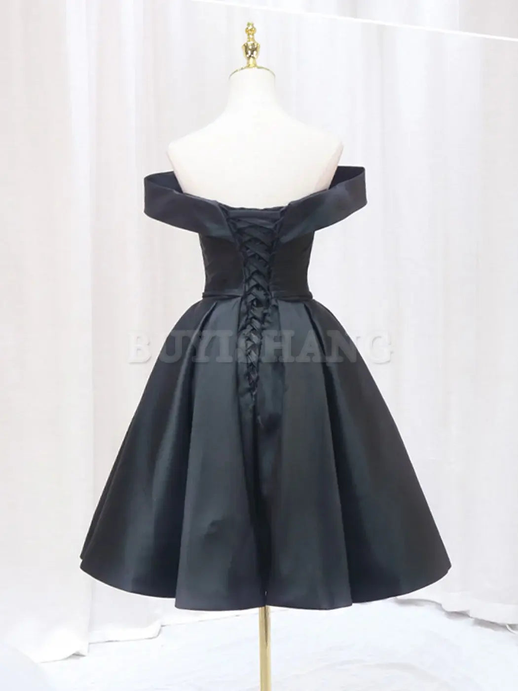 Buyishang Black Off Shoulder Satin Short Prom Dress Black Homecoming Dress prom dresses shops
