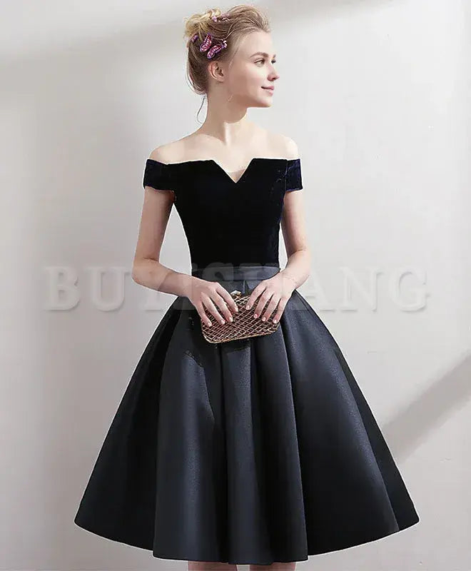 Buyishang Black Satin Short Prom Dress Black Homecoming Dress prom dress in store