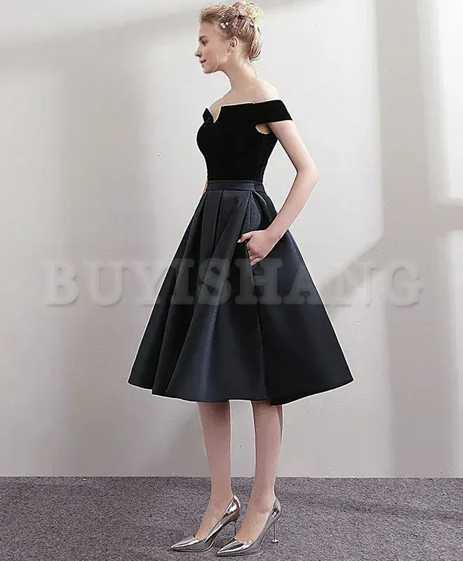 Buyishang Black Satin Short Prom Dress Black Homecoming Dress prom dress in store