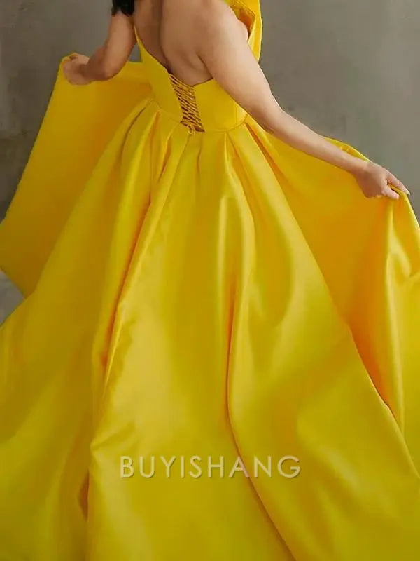 Buyishang Simple A-Line/Princess Strapless Sweep Train Satin Prom Dresses With Leg Slit formal wear dresses