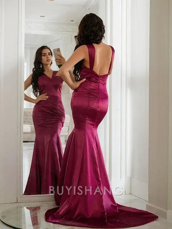 Buyishang Simple Sheath/Column Silk like Satin Ruched Halter Sleeveless Sweep Train Dresses
