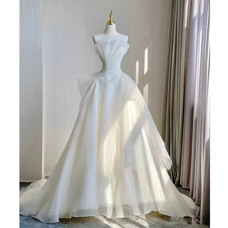 Buyishang Timeless Ball Gown Strapless Tulle Long White Wedding Dresses With Ruffles dress for wedding