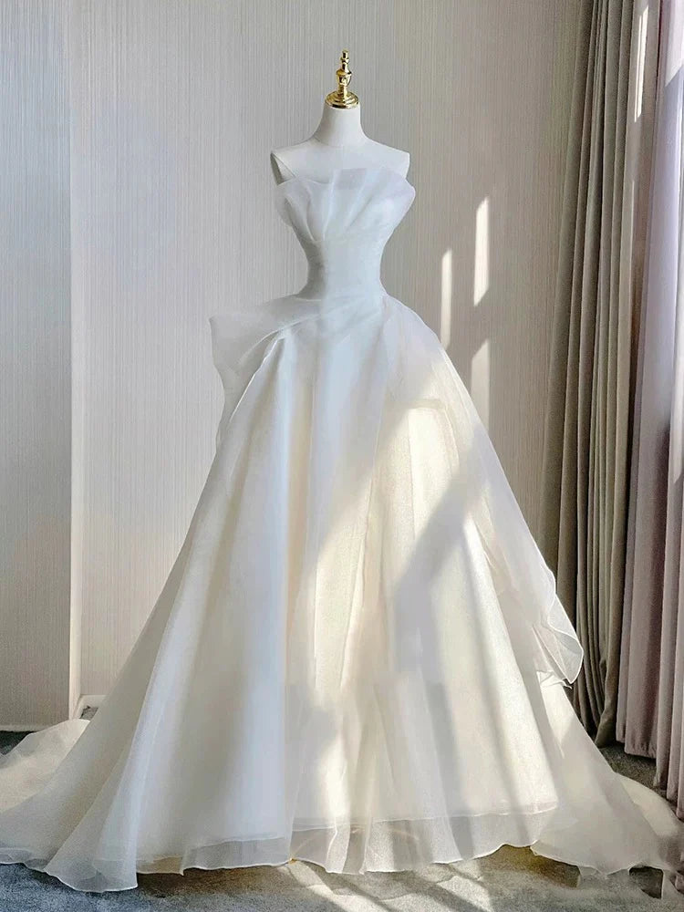 Buyishang Timeless Ball Gown Strapless Tulle Long White Wedding Dresses With Ruffles dress for wedding