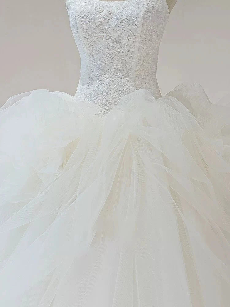 Buyishang Dreamy Ball Gown Strapless Sleeveless White Tulle Wedding Dresses With Ruffles dress for wedding