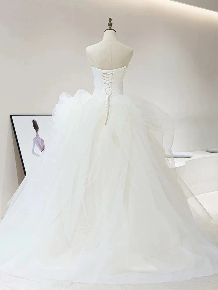 Buyishang Dreamy Ball Gown Strapless Sleeveless White Tulle Wedding Dresses With Ruffles dress for wedding