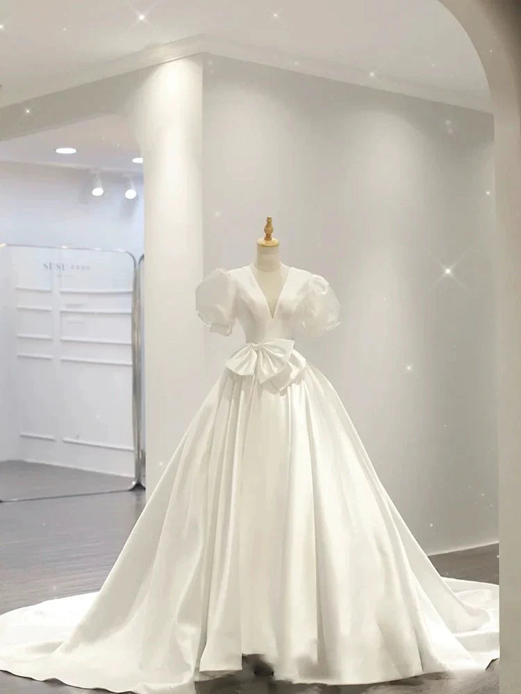 Buyishang Simple Ball Gown V Neckline Short Sleeves White Satin Wedding Dresses With Bow dress for wedding