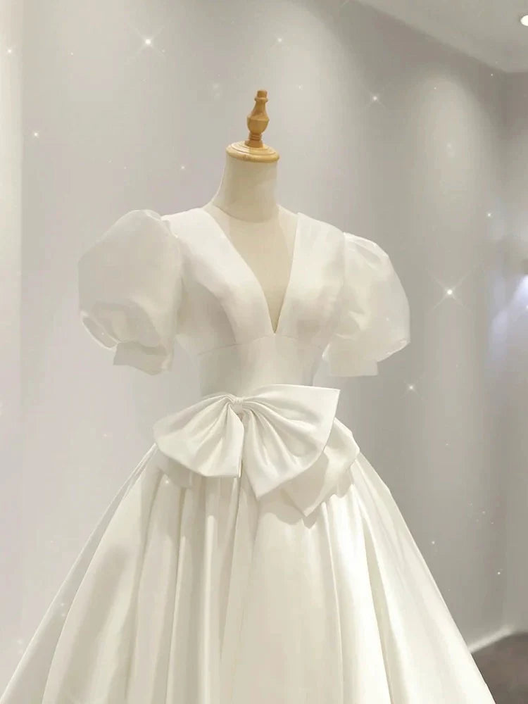 Buyishang Simple Ball Gown V Neckline Short Sleeves White Satin Wedding Dresses With Bow dress for wedding