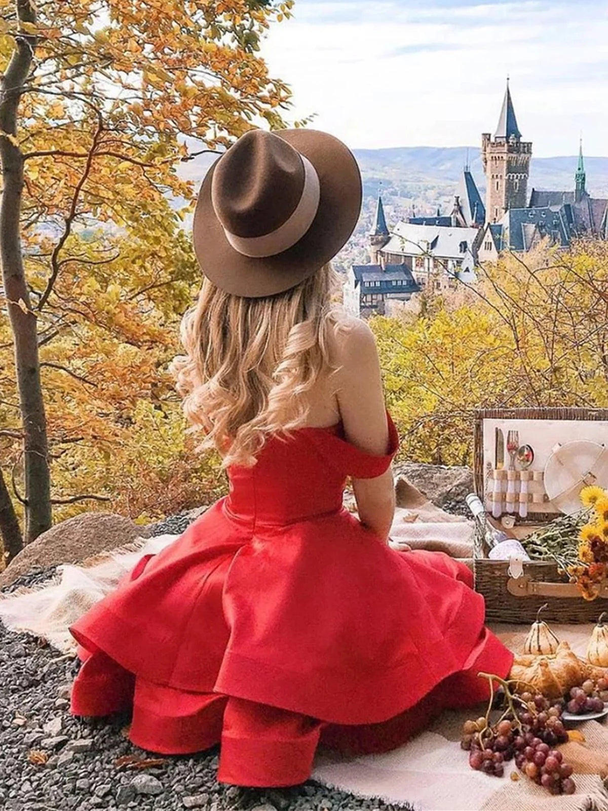 Chic A-Line Off-the-Shoulder Ruffled Red Short Homecoming Dress