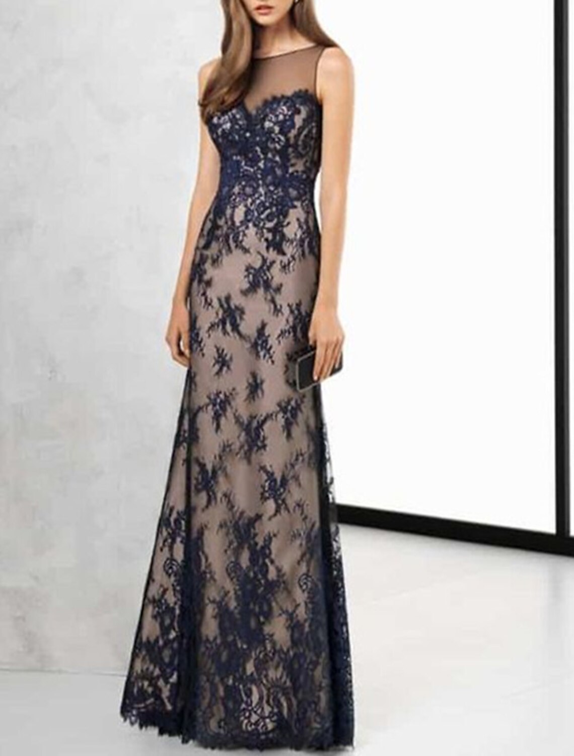 A-Line Mother of the Bride Dress Wedding Guest Simple Elegant Jewel Neck Floor Length Lace Sleeveless No with Appliques Solid Color