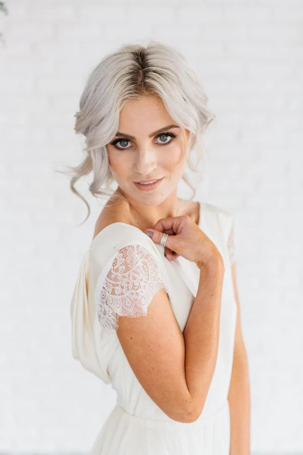 Buyishang Bateau Neck Lace Cap Sleeve Sheath Satin Chiffon Dress With Cowl Back