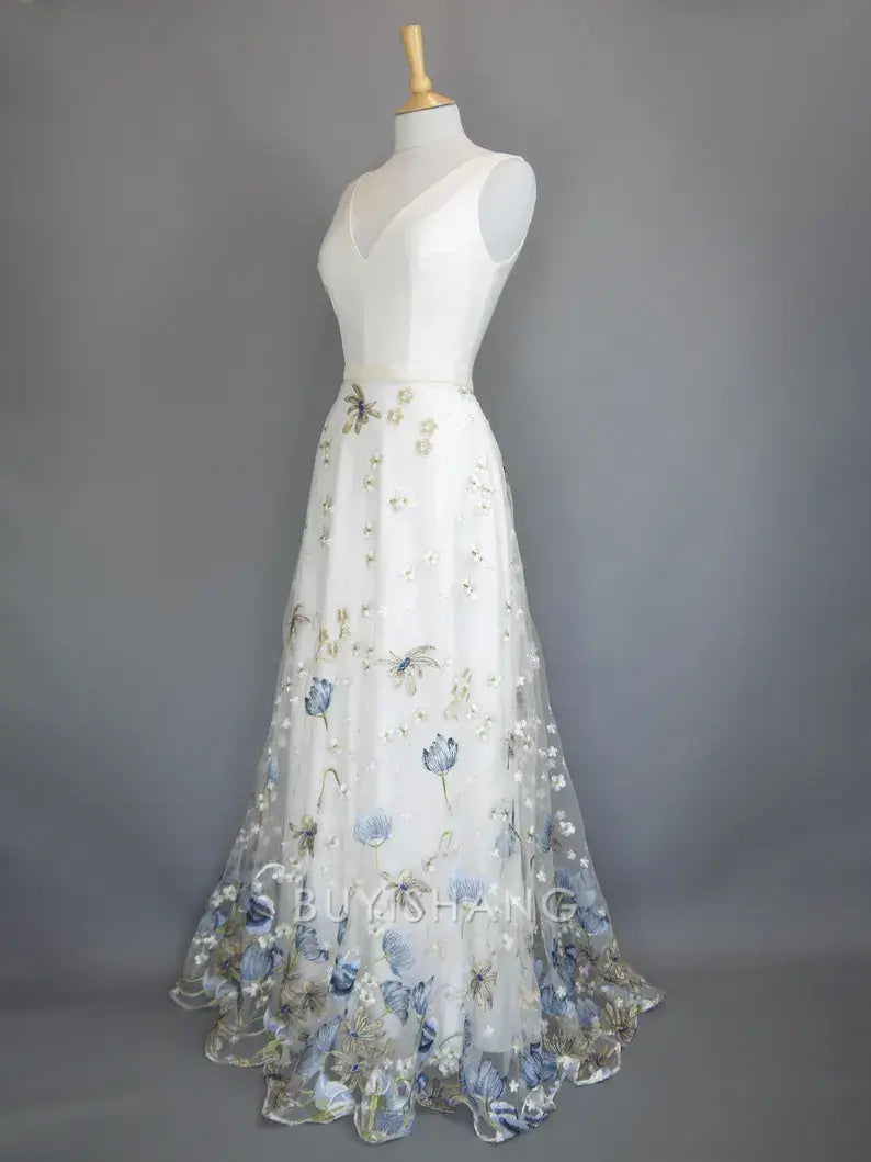 Elegant A-Line V - Neck Floral Embroidered Tulle Floor-Length Maxi Dress Prom Dress