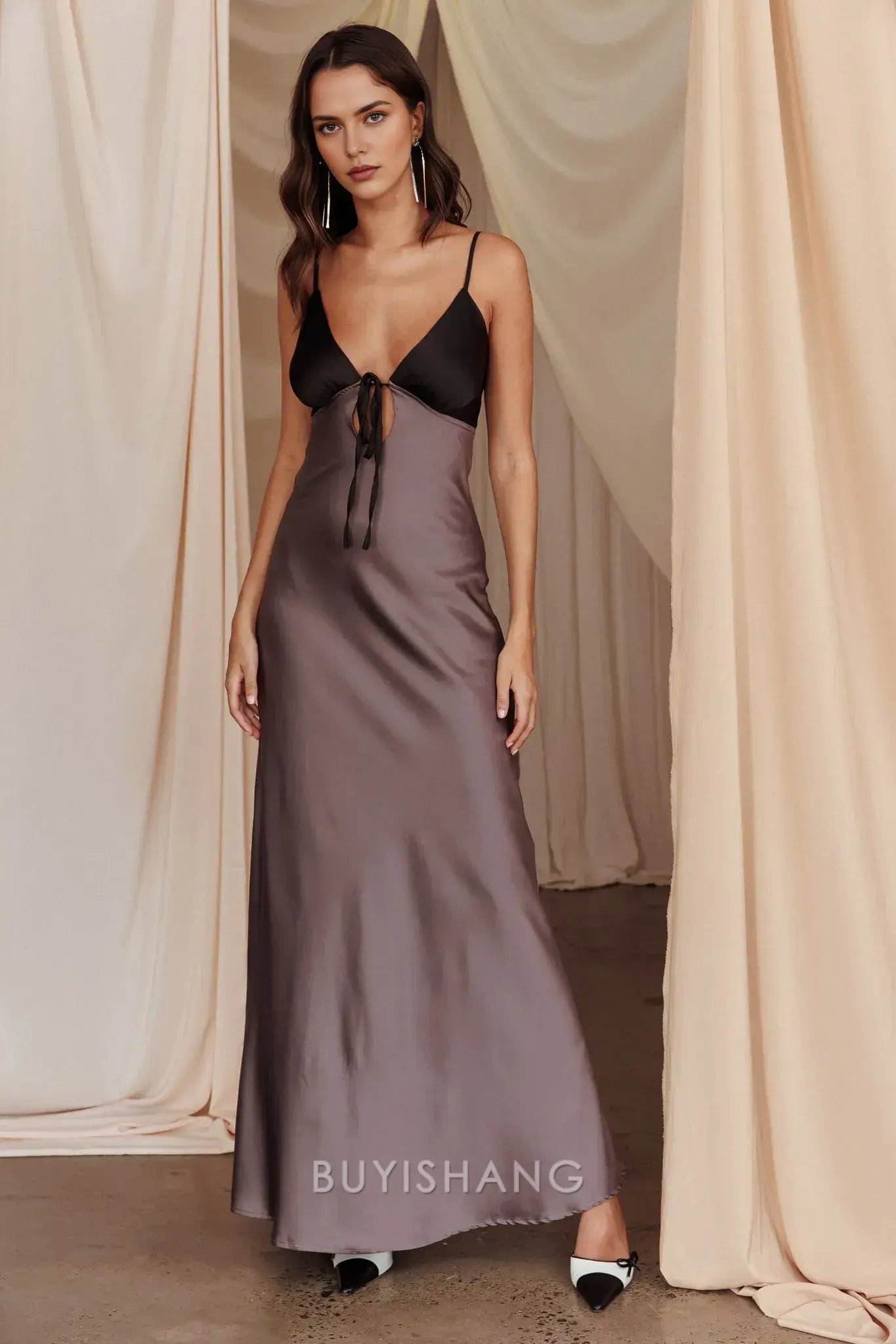 Elegant Sheath/Column Spaghetti Strap Deep V - Neck Maxi Dress with Back Tie prom dress