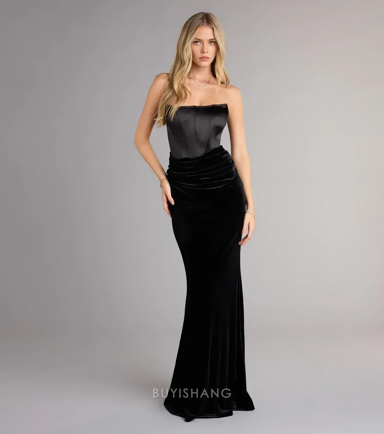 Elegant Sheath/Column Strapless Velvet Mermaid Maxi Dress with Corset Bodice Prom Dress