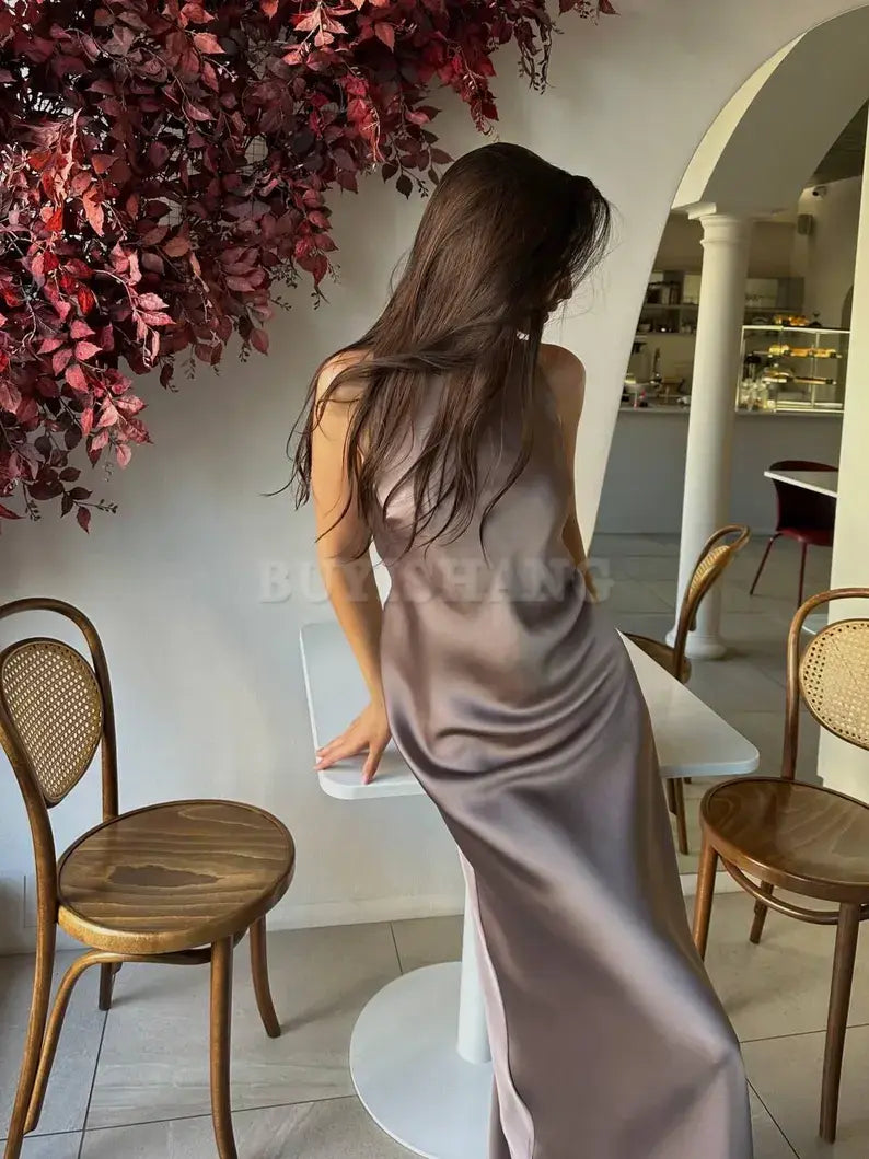 Buyishang Elegant and simple fitting Italian silk satin camisole long dress